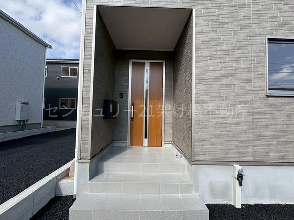 豊川市伊奈町第23　新築戸建（全６棟）３号棟クレイドル