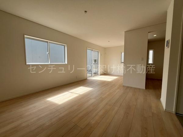 豊川市伊奈町第23　新築戸建（全６棟）６号棟クレイドル