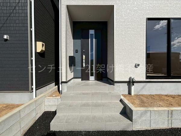 豊橋市梅薮西町第5　新築戸建（全３棟）２号棟クレイドル