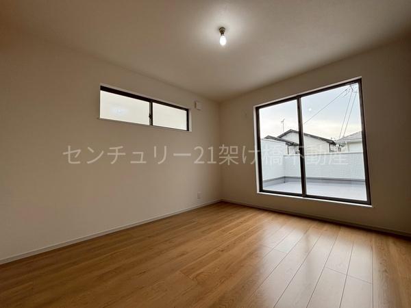 豊橋市草間町字郷西の新築一戸建(洋室)