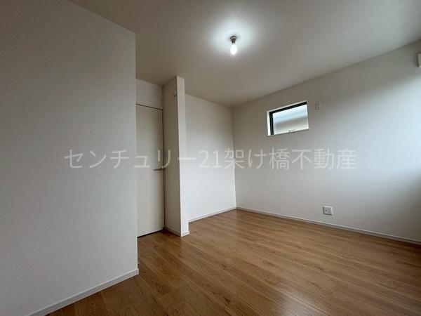 豊橋市草間町字郷西の新築一戸建(洋室)