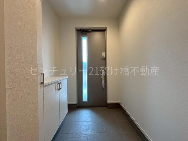 豊橋市草間町字郷西の新築一戸建(玄関)