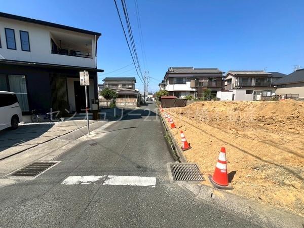 豊橋市西高師町沢西　新築戸建（全４棟）１号棟