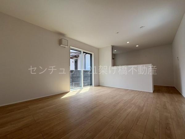 豊橋市北山町第1期 新築戸建(全7棟)6号棟リナージュ(リビング)