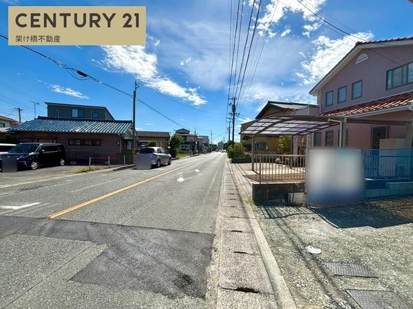 豊川市西豊町2丁目59期 新築戸建(全2棟)2号棟(前面道路含む現地写真)