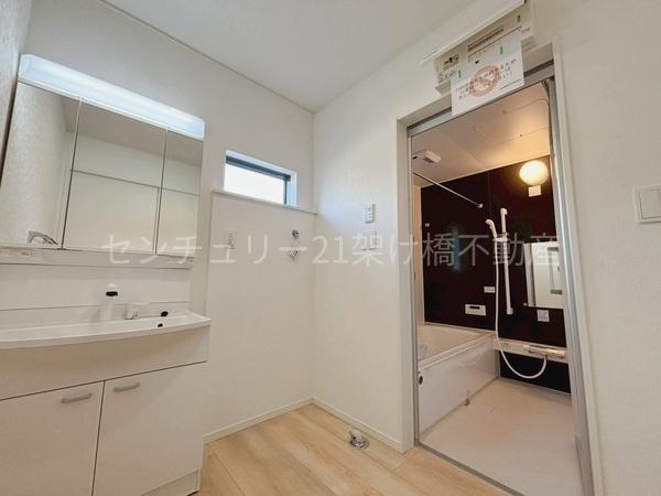 蒲郡市水竹町木船　新築戸建（全３棟）２号棟