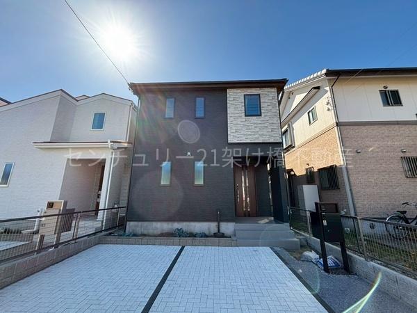 豊川市八幡町弥五郎　新築戸建（全３棟）１号棟