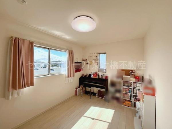 豊川市美園３丁目の中古一戸建て