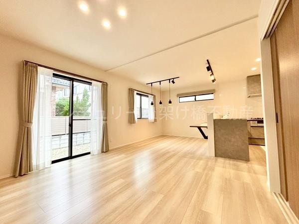 豊川市八幡町弥五郎　新築戸建（全３棟）３号棟