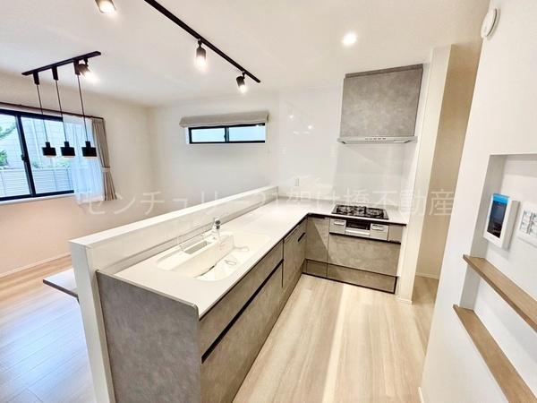 豊川市八幡町弥五郎　新築戸建（全３棟）３号棟