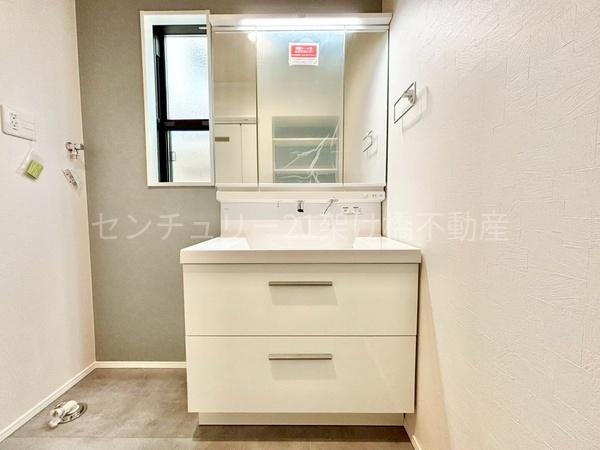 豊川市八幡町弥五郎　新築戸建（全３棟）３号棟