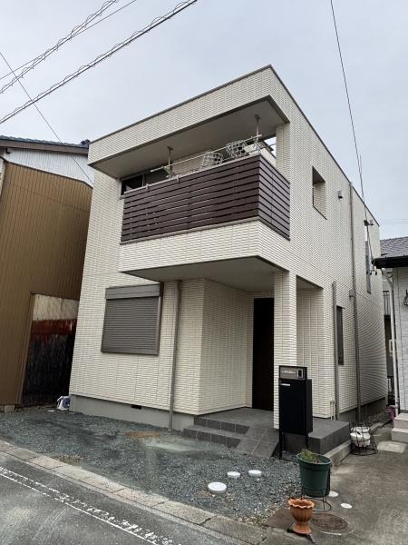 豊川市曙町２丁目　中古戸建