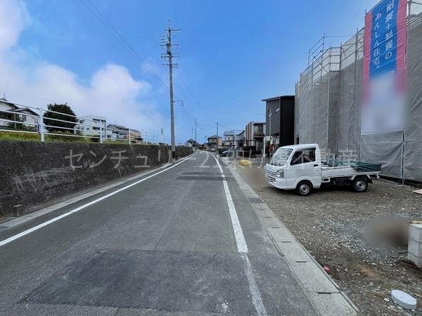 新城市市場台　新築戸建（全３棟）２号棟