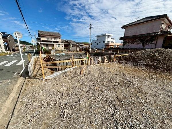 田原市田原町第１【築出】　新築戸建（全３棟）２号棟