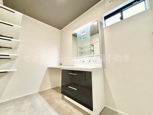 豊橋市上野町新上野3　新築戸建（全６棟）４号棟