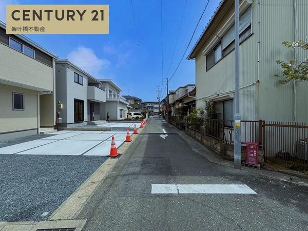 豊橋市高師町59-2期　新築戸建（全２棟）１号棟