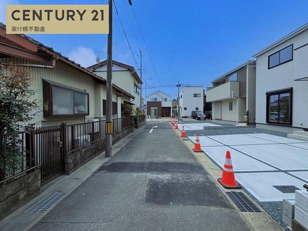 豊橋市高師町59-2期　新築戸建（全２棟）２号棟