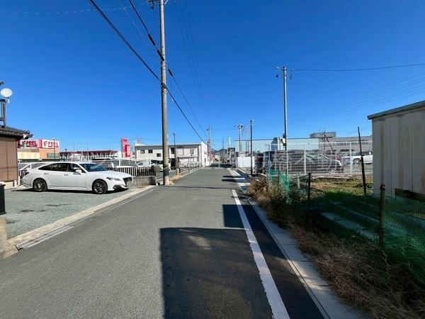 豊橋市曙町字測点　土地