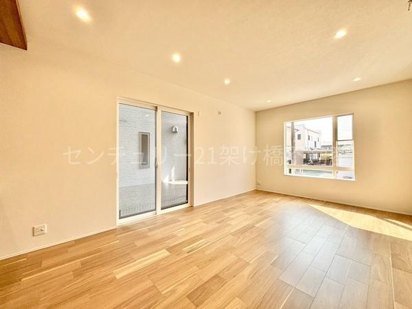 豊橋市牛川通２　新築戸建（全４棟）１号棟