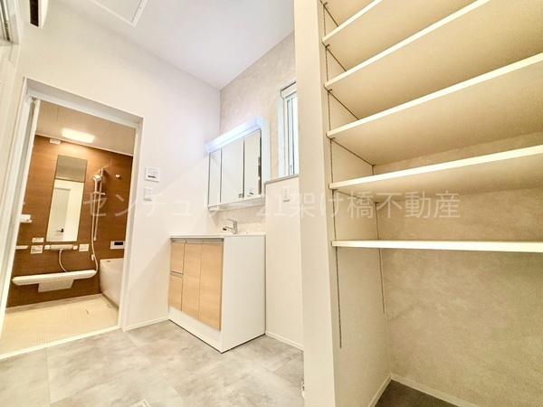 豊橋市牛川通２　新築戸建（全４棟）１号棟