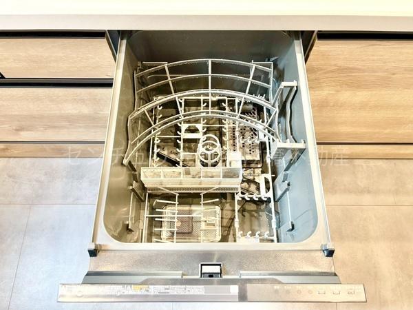 豊橋市牛川通２　新築戸建（全４棟）１号棟