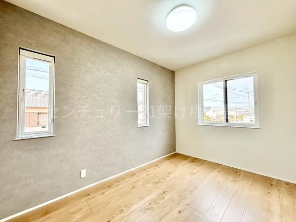 豊橋市牛川通２　新築戸建（全４棟）２号棟