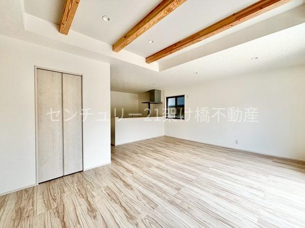 豊橋市三本木町第６　全１棟　新築戸建
