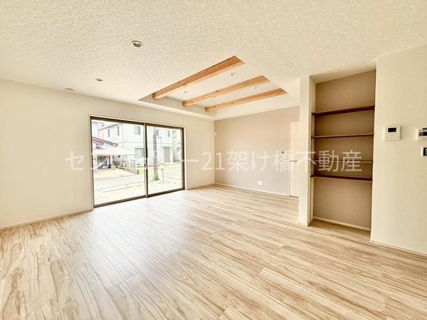 豊橋市三本木町第６　全１棟　新築戸建