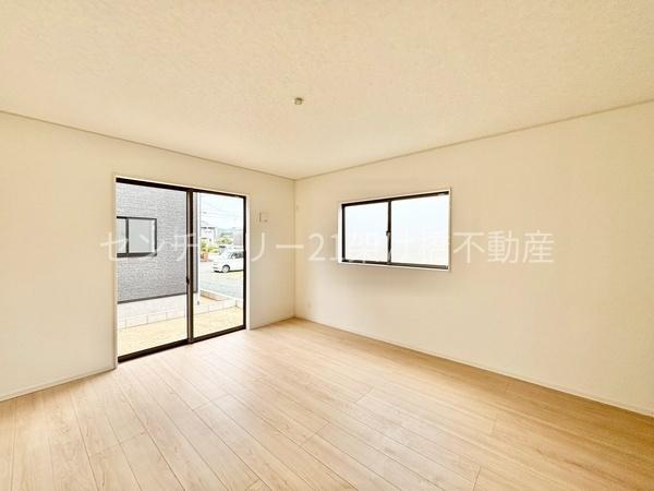 田原市福江町第３　新築戸建（全４棟）２号棟