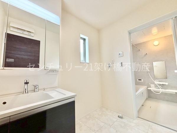 豊橋市馬見塚町59期　新築戸建（全６棟）1号棟