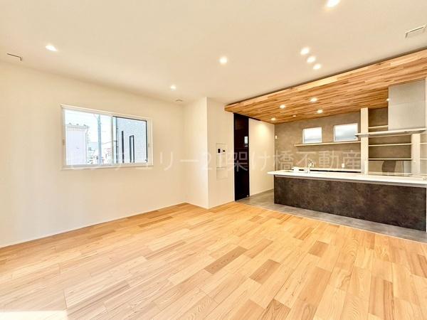 豊橋市汐田小　新築戸建（全４棟）１号棟
