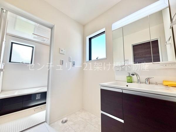 豊橋市大崎町５９期　新築戸建　　全１棟
