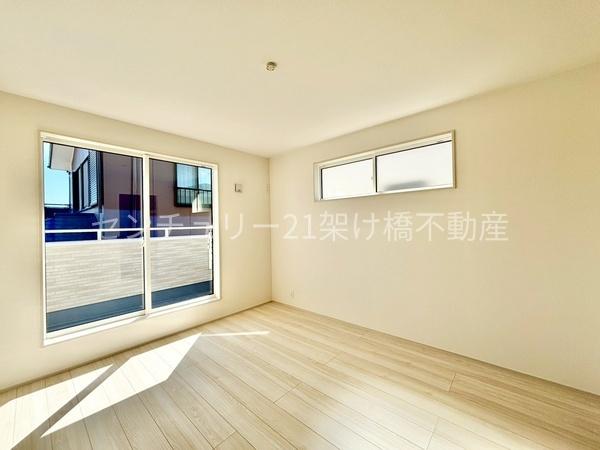 豊橋市佐藤４丁目　新築戸建　(全４棟)３号棟