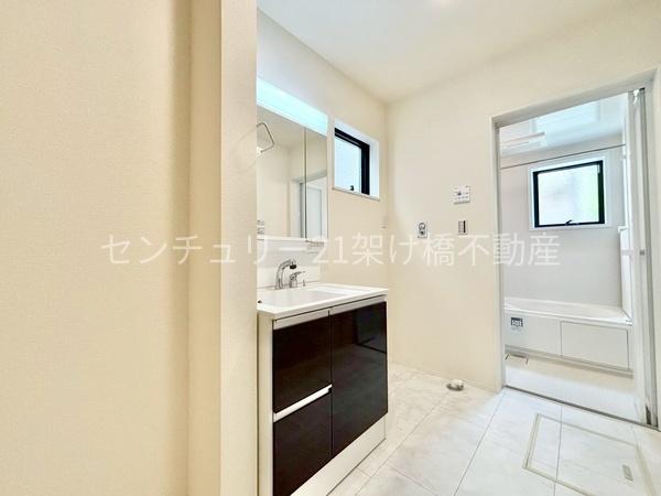 田原市神戸町東大坪　新築戸建（全４棟）４号棟