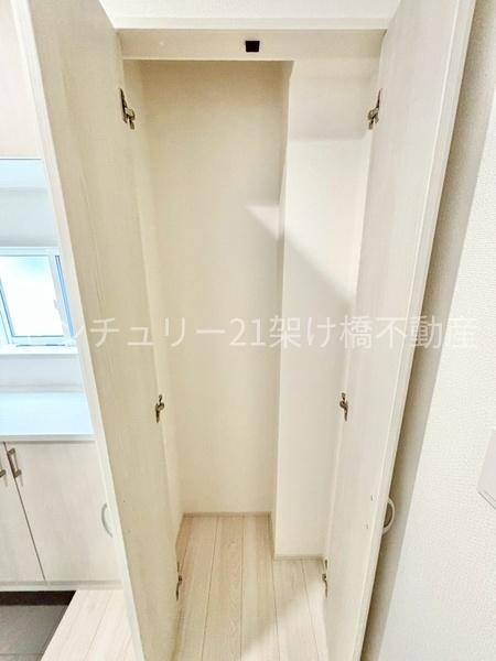 豊橋市佐藤４丁目　新築戸建　(全４棟)２号棟