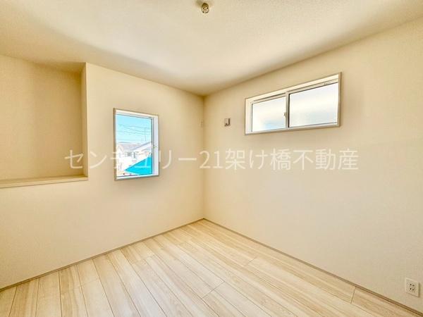 豊橋市佐藤４丁目　新築戸建　(全４棟)２号棟