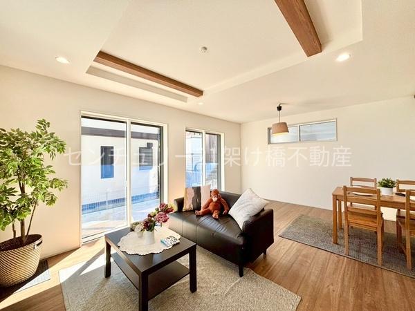 豊橋市佐藤４丁目　新築戸建　(全４棟)４号棟