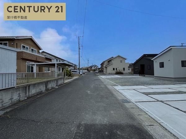 田原市波瀬町第１期　新築戸建　全３棟　２号棟