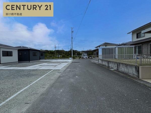 田原市波瀬町第１期　新築戸建　全３棟　２号棟