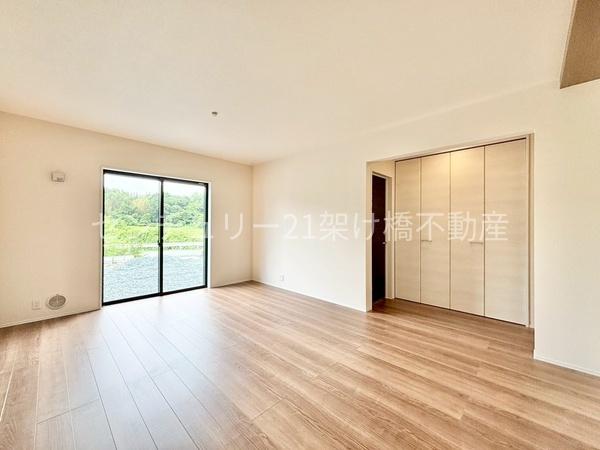 田原市波瀬町第１期　新築戸建　全３棟　２号棟