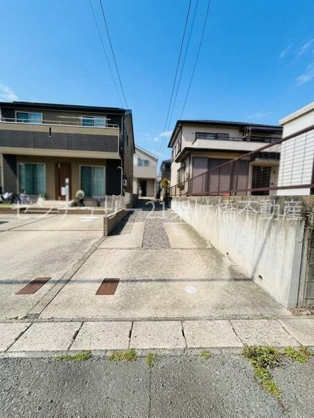 豊橋市大岩町字北山　中古戸建