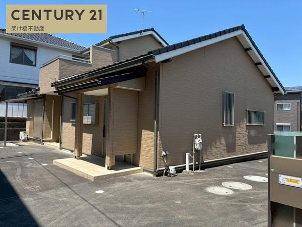 豊橋市三ノ輪町字本興寺 中古住宅