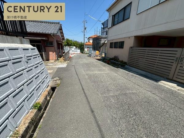 豊橋市三ノ輪町字本興寺の中古一戸建て
