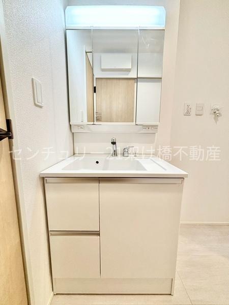 豊橋市三ノ輪町　新築戸建　全３棟　２号棟