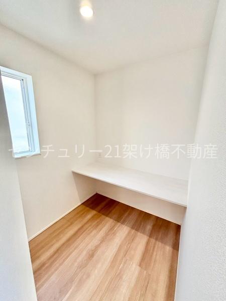 豊橋市三ノ輪町　新築戸建　全３棟　２号棟
