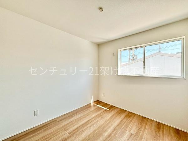 豊橋市三ノ輪町　新築戸建　全３棟　２号棟