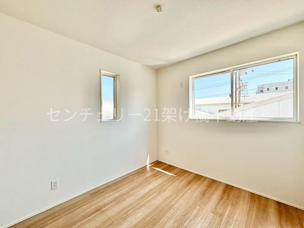 豊橋市三ノ輪町　新築戸建　全３棟　２号棟