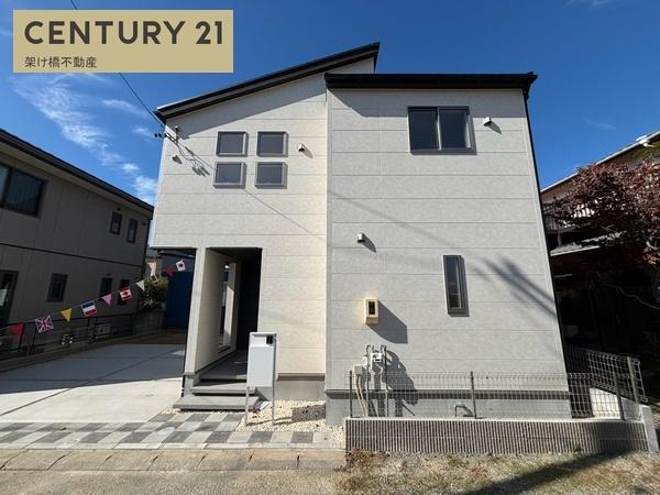豊橋市新栄町南小向　新築戸建　全１棟
