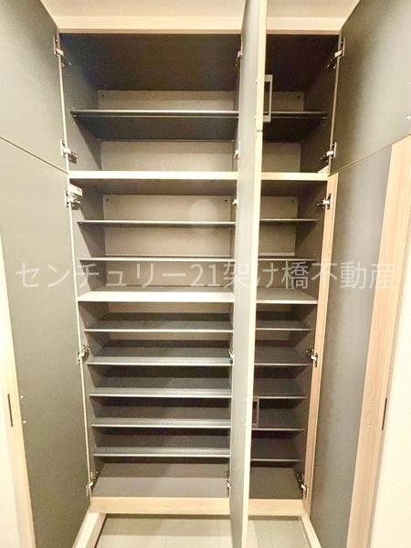 豊橋市新栄町南小向　新築戸建　全１棟