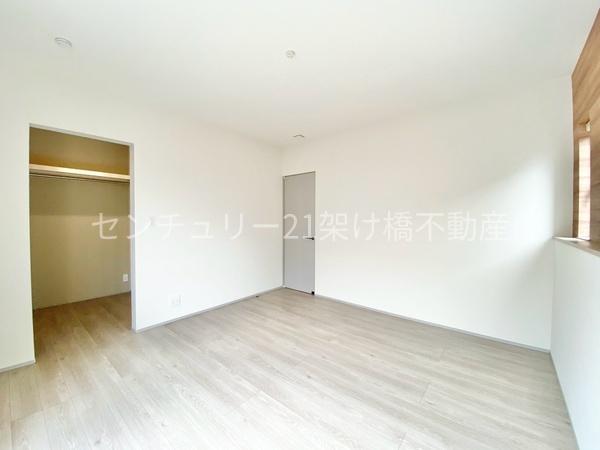 豊橋市飯村北　新築戸建　全３棟　２号棟